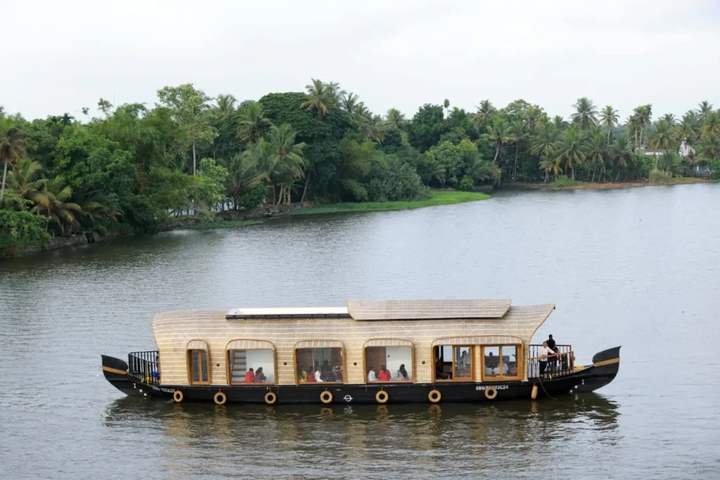 Alappuzha Houseboar Experience-2 Bedroom Ultra Luxury Houseboat