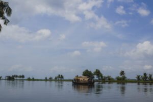 Alleppey houseboat trip in monsoon