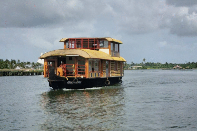 2-Bedroom-Premium-Houseboat